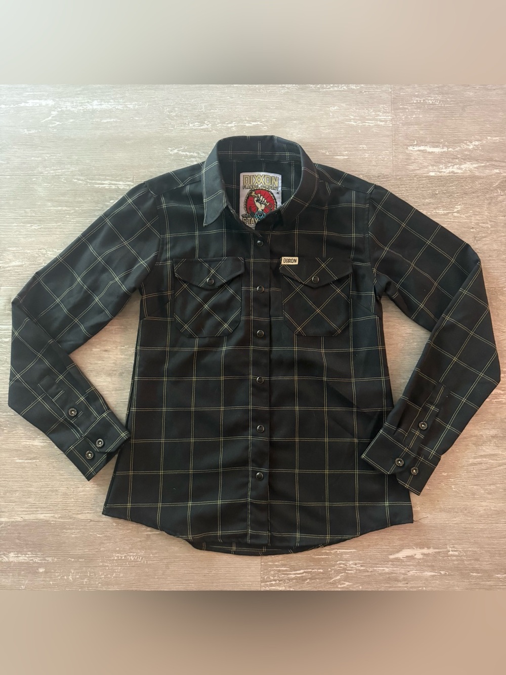 Dixxon Stay Gold Flannel Like New Women’s Medium black yellow plaid